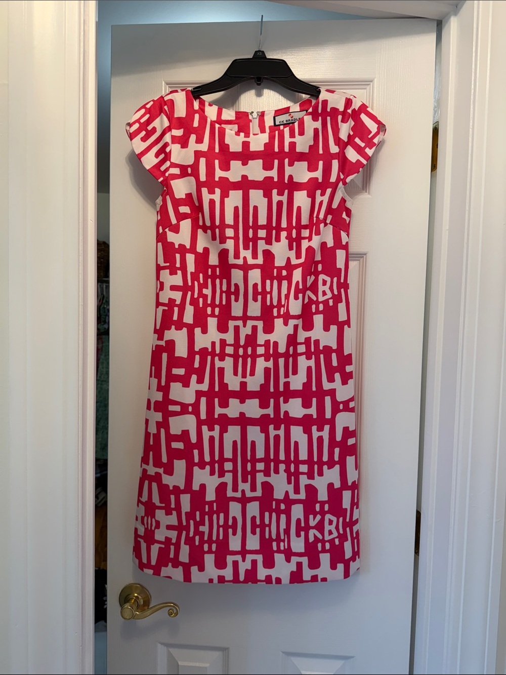 CK Bradley Pink & White Graphic Sheath Dress